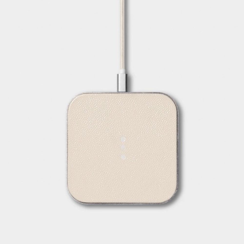 Courant Catch 1 Wireless Charger (White) - Picture 4 of 10